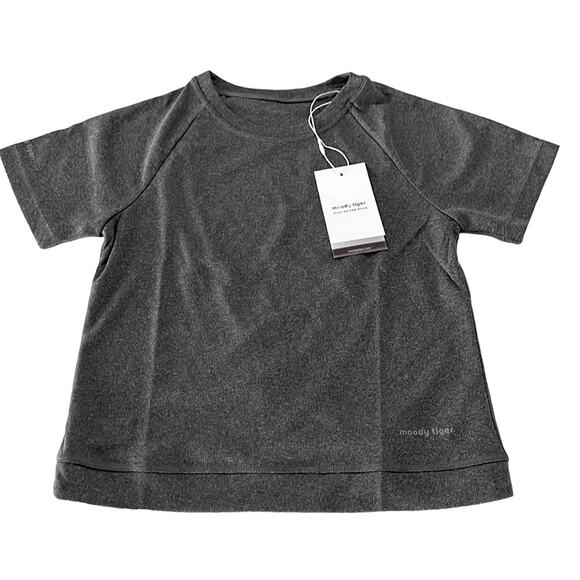 Moody Tiger Other - Moody Tiger Gray Back Open Athletic Short Sleeve Shirt Size Girl's 7/8 NWT